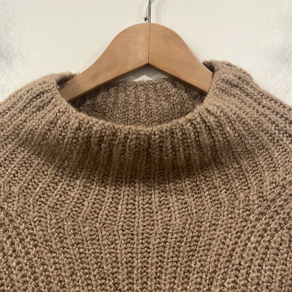 by Anthropologie Mock neck Boucle Knit in Tan XL - Picture 5 of 13